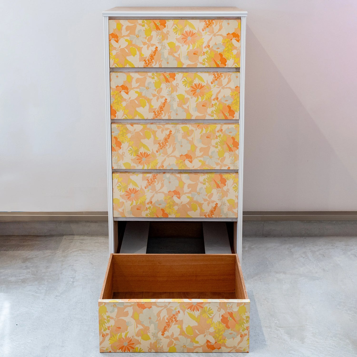 レトロポップ 花柄チェスト 5段 – 古道具オールドニュー商會 レトロポップ 花柄チェスト 5段 – 古道具オールドニュー商會
